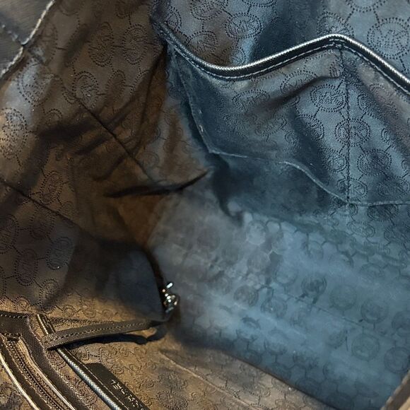 Michael Kors Jet Set Tall Travel Tote Bag - Picture 14 of 16